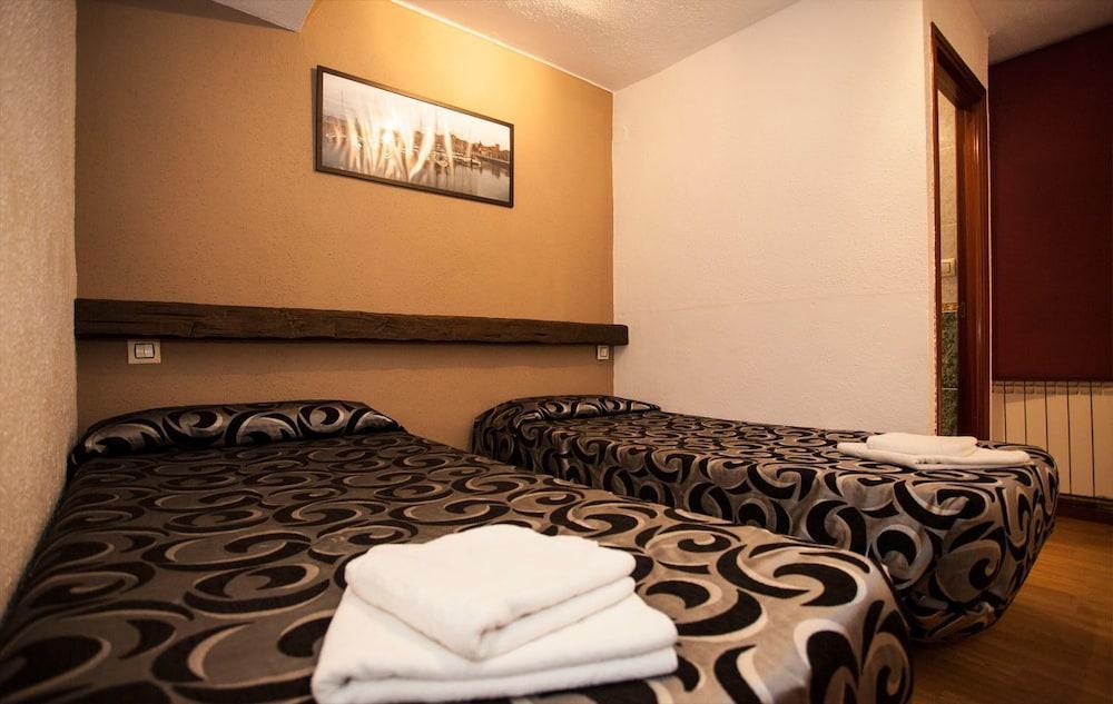 Hostal Verdemar Gijón Exteriör bild
