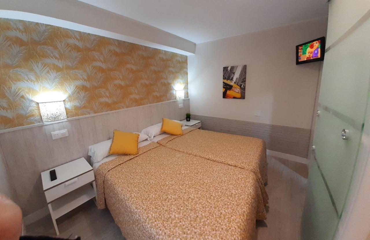 Hostal Verdemar Gijón Exteriör bild