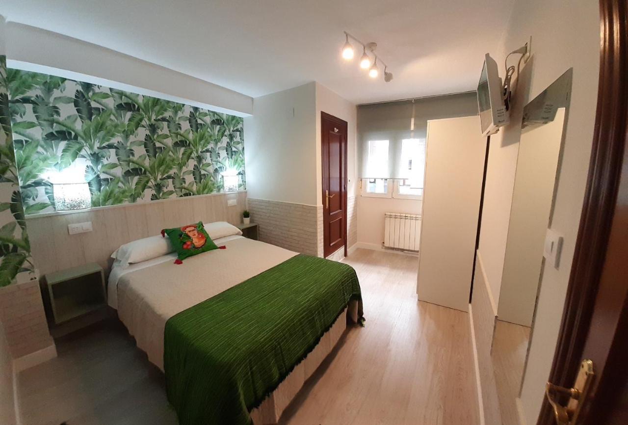 Hostal Verdemar Gijón Exteriör bild