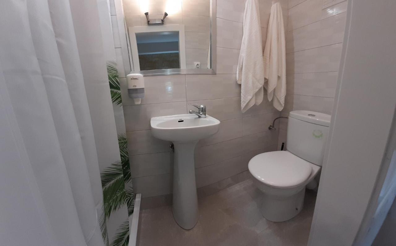 Hostal Verdemar Gijón Exteriör bild