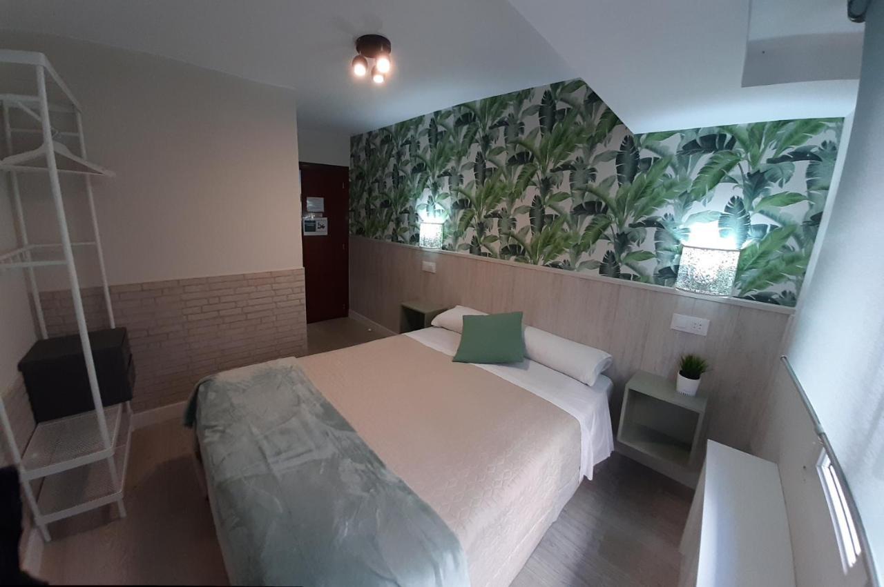 Hostal Verdemar Gijón Exteriör bild