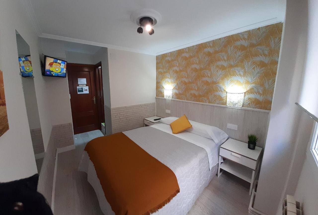 Hostal Verdemar Gijón Exteriör bild