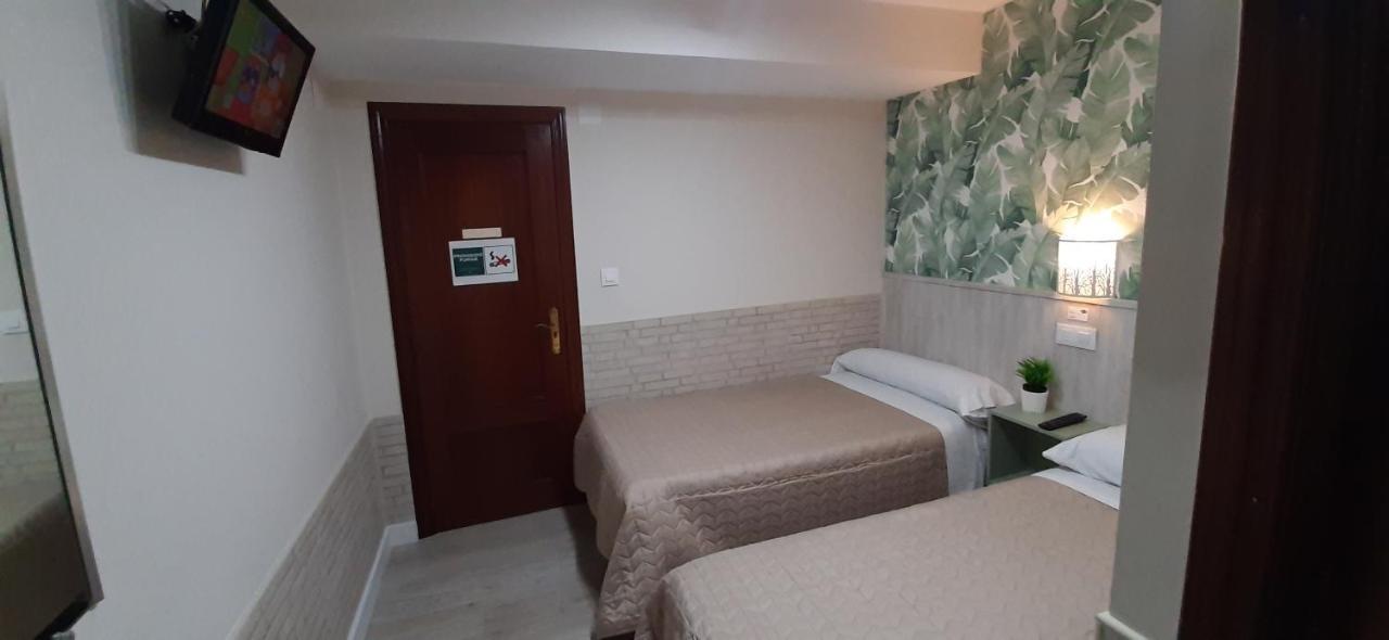 Hostal Verdemar Gijón Exteriör bild